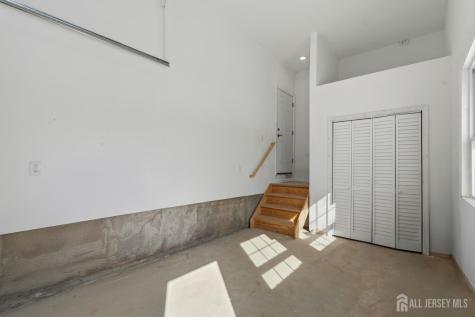 31 Davis Avenue Franklin Twsp NJ 08873