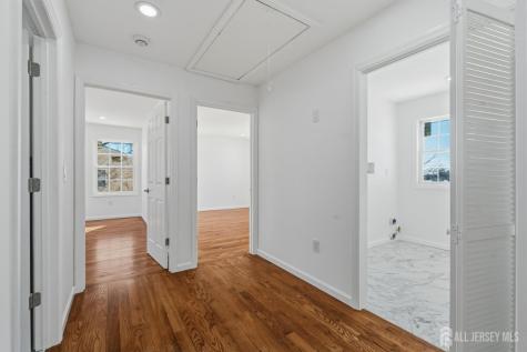 31 Davis Avenue Franklin Twsp NJ 08873