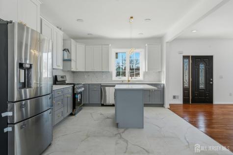 31 Davis Avenue Franklin Twsp NJ 08873