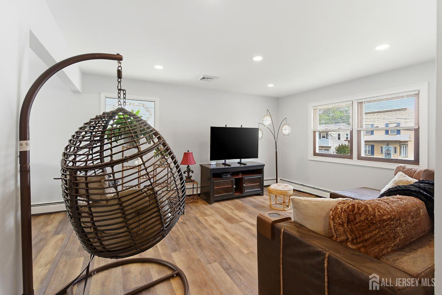 16 E Pleasant Avenue Sewaren NJ 07077