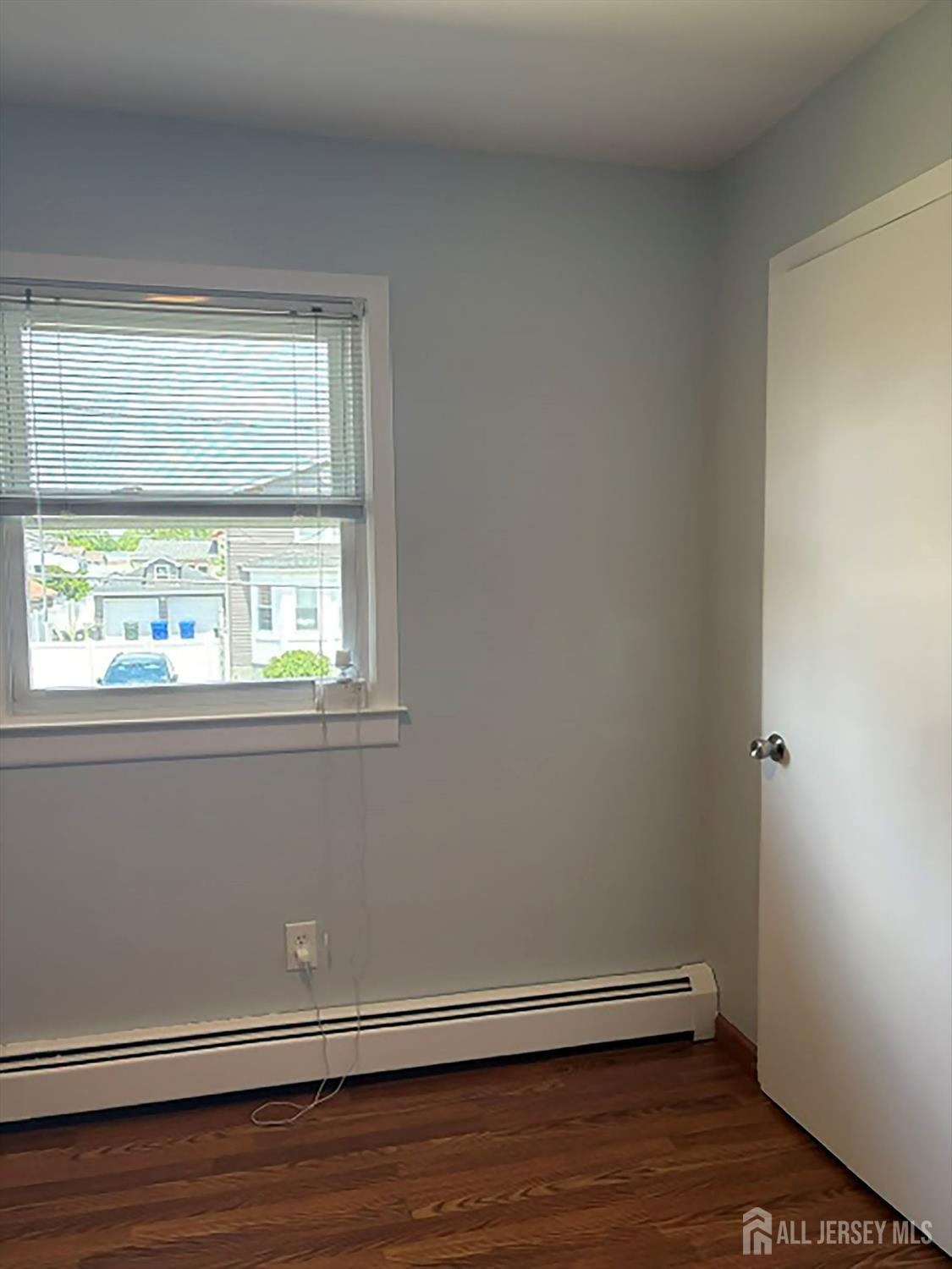 16 E Pleasant Avenue Sewaren NJ 07077