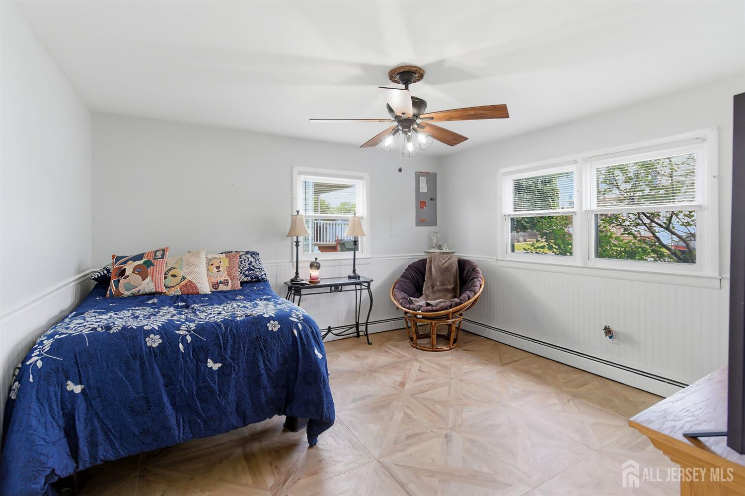 16 E Pleasant Avenue Sewaren NJ 07077