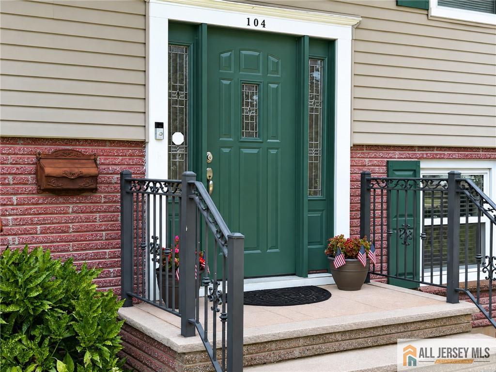 104 Pinewood Road Howell NJ 07731