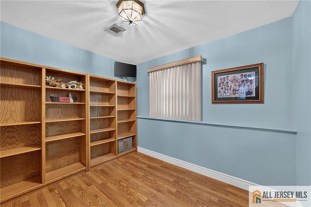 18 Lincoln Avenue East Brunswick NJ 08816