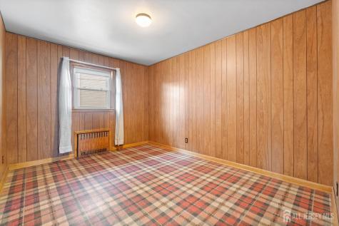 654 Colgate Avenue Perth Amboy NJ 08861