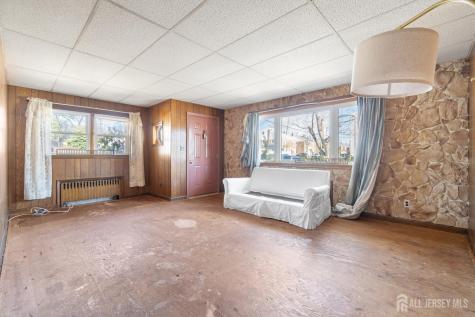 654 Colgate Avenue Perth Amboy NJ 08861