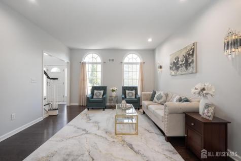 9 Redwood Court Monroe NJ 08831