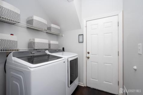 9 Redwood Court Monroe NJ 08831