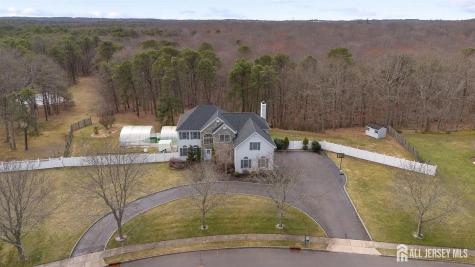 9 Redwood Court Monroe NJ 08831