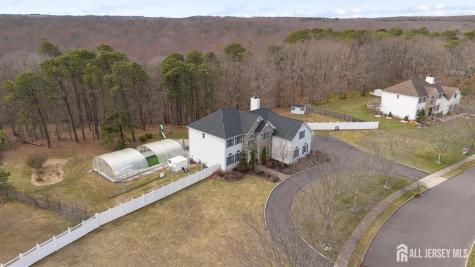 9 Redwood Court Monroe NJ 08831