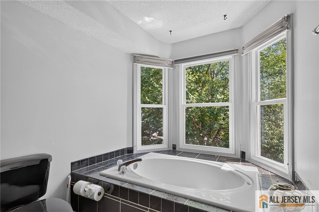 192 Stults Lane East Brunswick NJ 08816