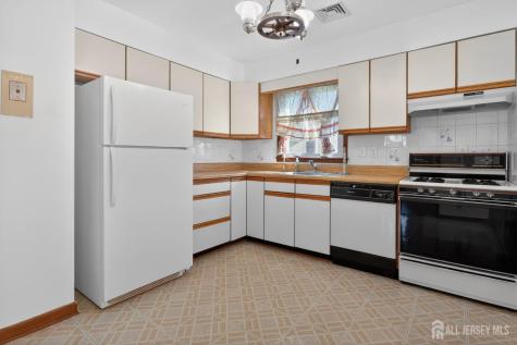 30 Frandsen Avenue South River NJ 08882