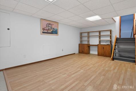 30 Frandsen Avenue South River NJ 08882