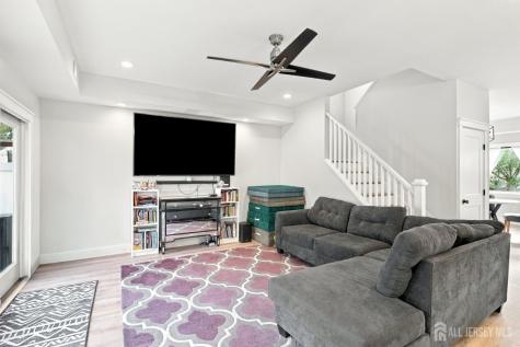 27 Marshall Place Sayreville NJ 08872