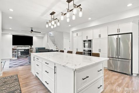 27 Marshall Place Sayreville NJ 08872