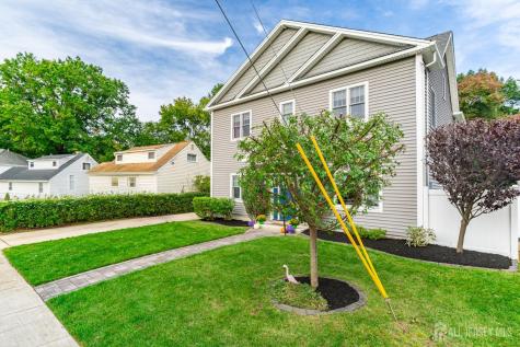 27 Marshall Place Sayreville NJ 08872