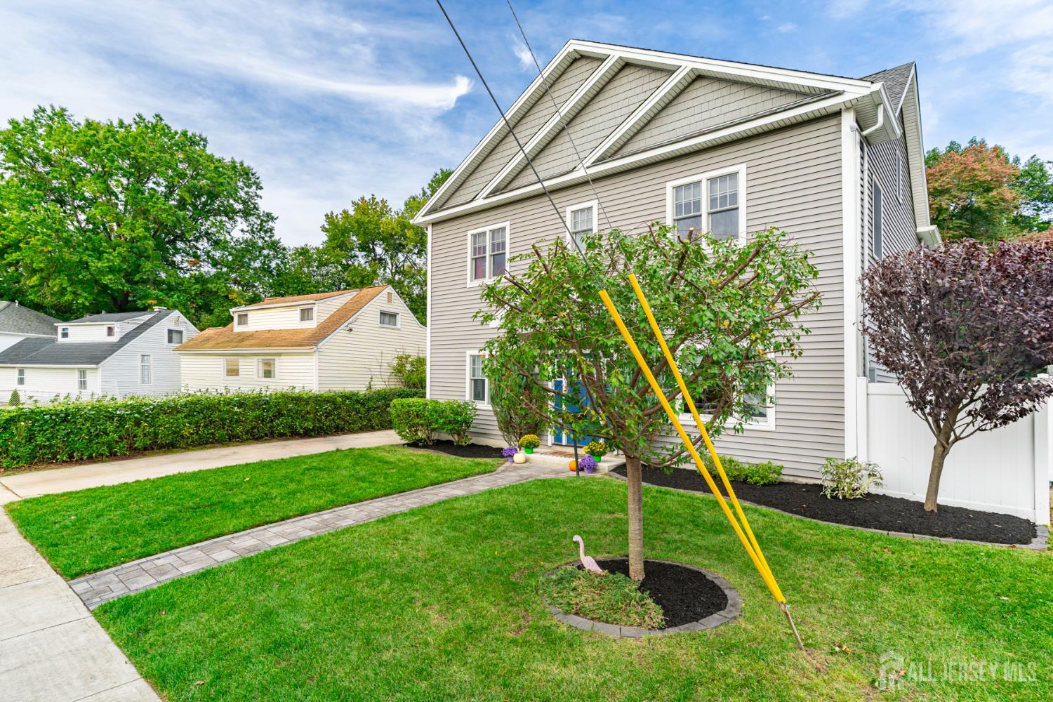 27 Marshall Place Sayreville NJ 08872