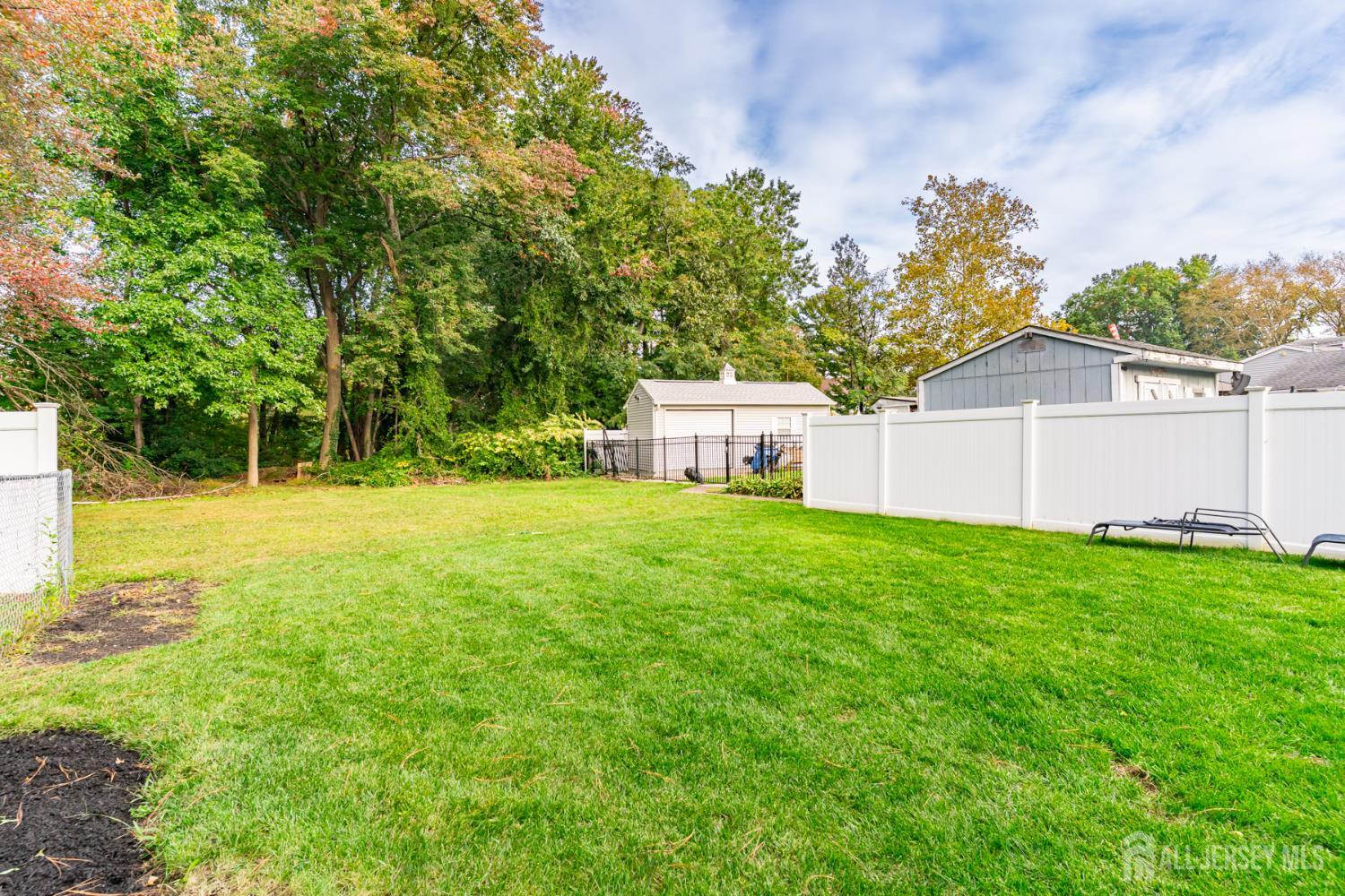 27 Marshall Place Sayreville NJ 08872