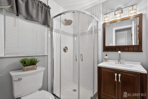 7 Spier Drive Livingston NJ 07039