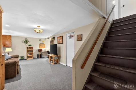 7 Spier Drive Livingston NJ 07039