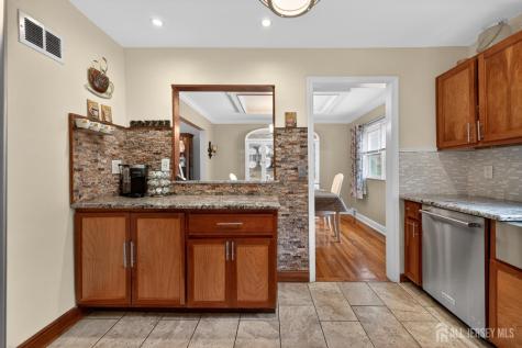 7 Spier Drive Livingston NJ 07039