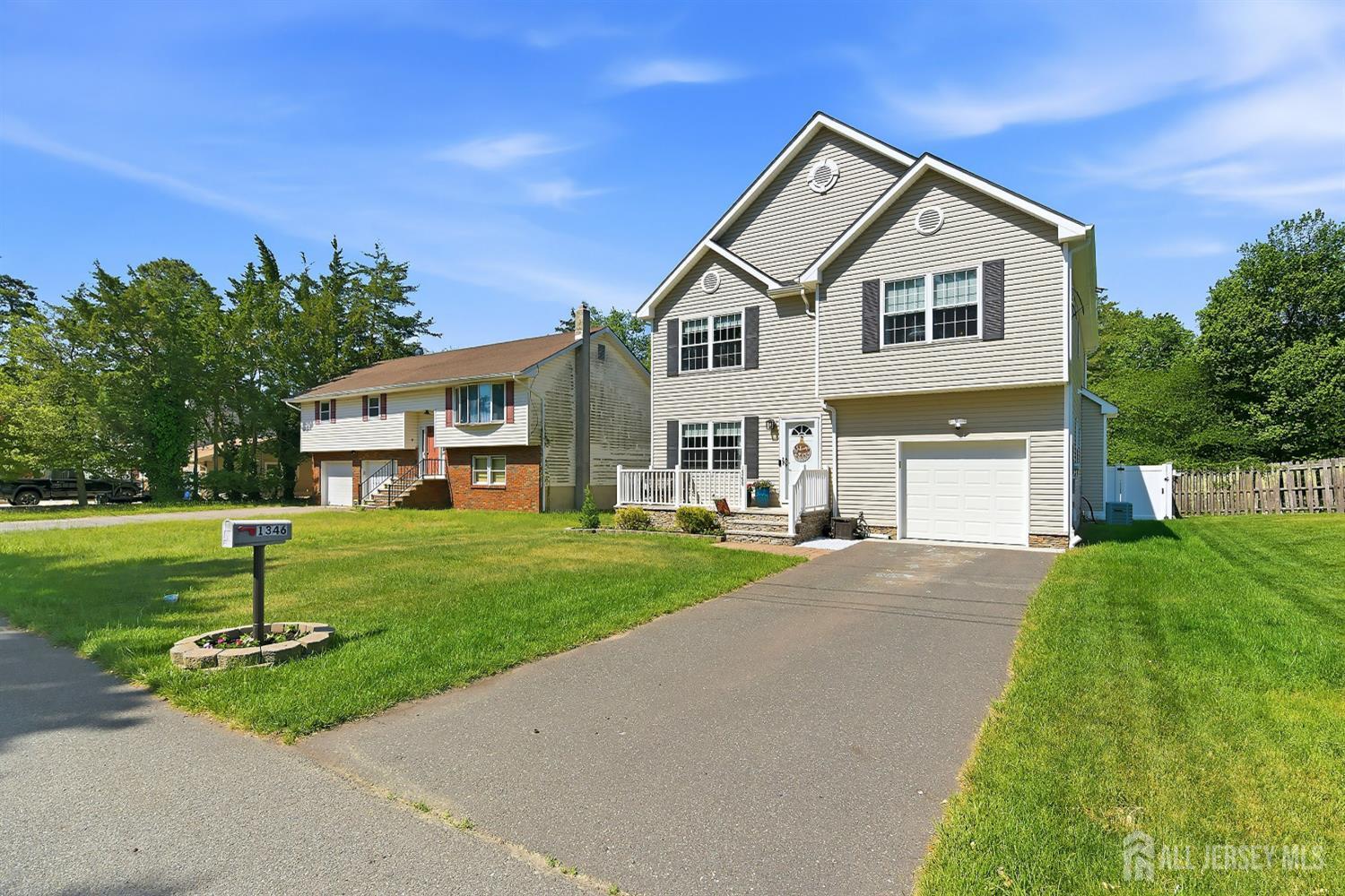 1346 Lee Way Lacey NJ 08731