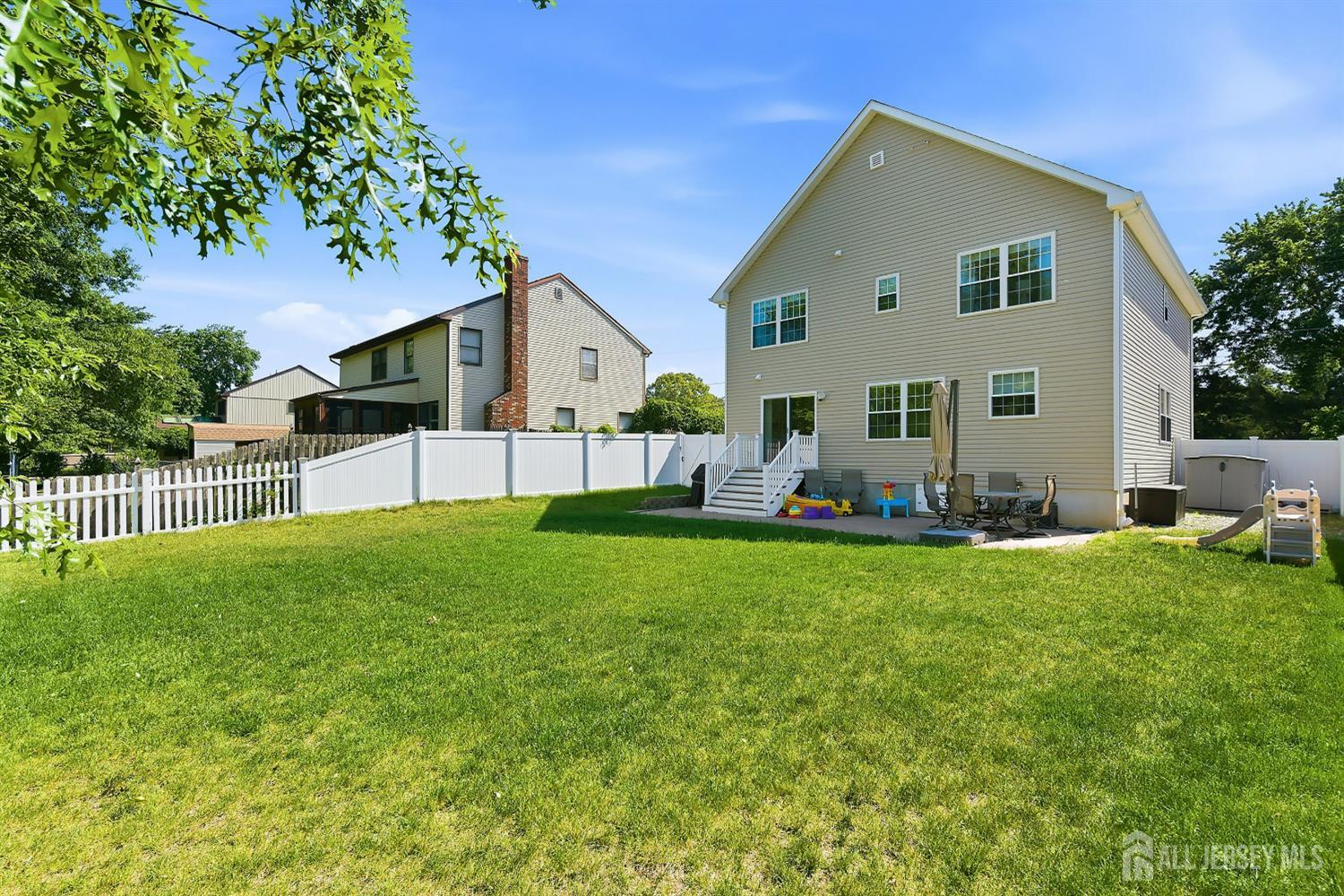 1346 Lee Way Lacey NJ 08731