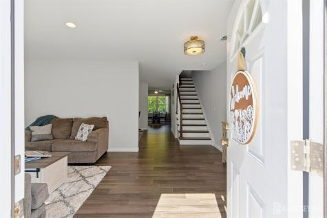 1346 Lee Way Lacey NJ 08731