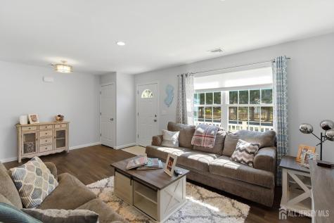 1346 Lee Way Lacey NJ 08731