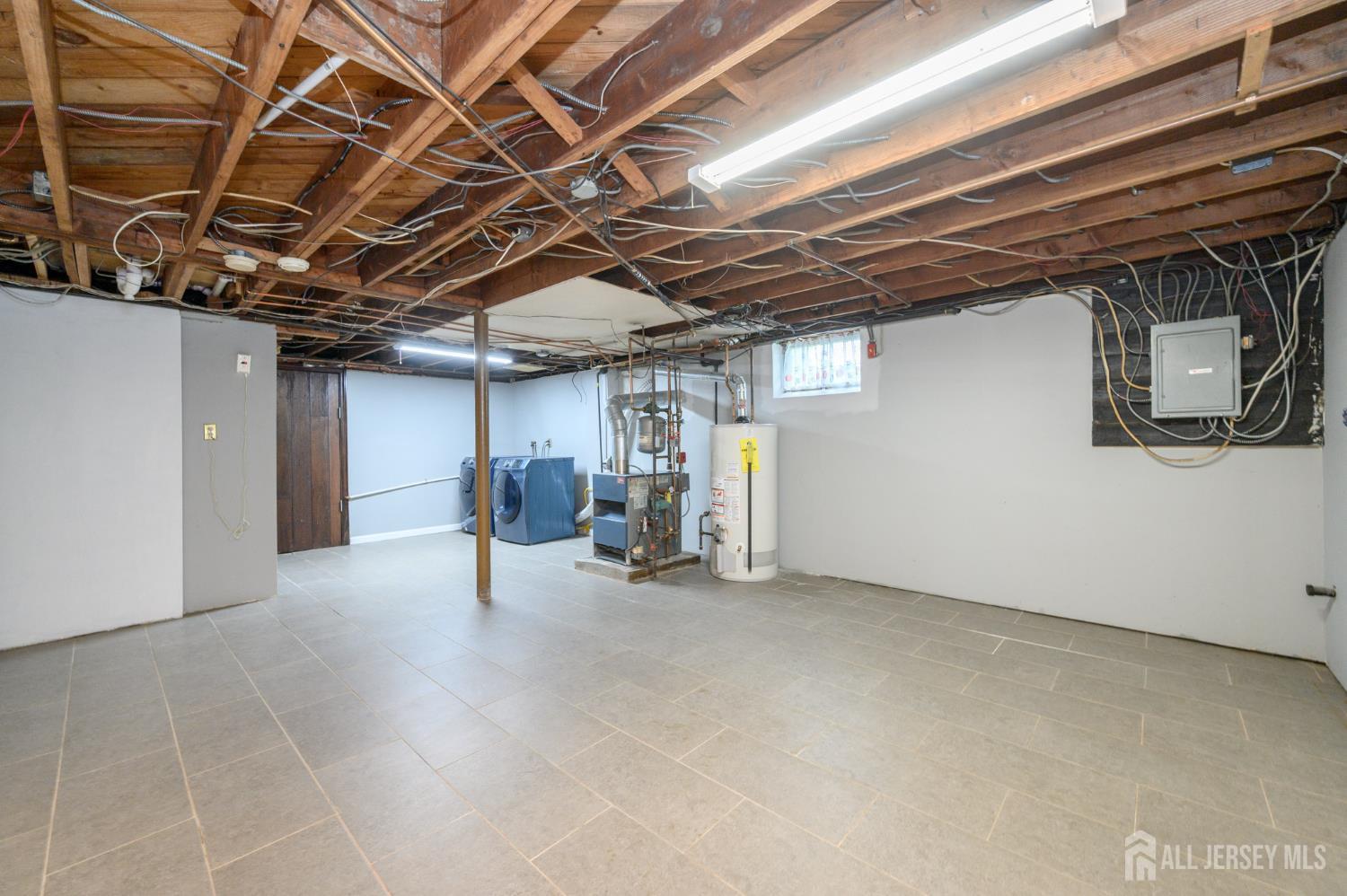 27 Fagan Place Colonia NJ 07067