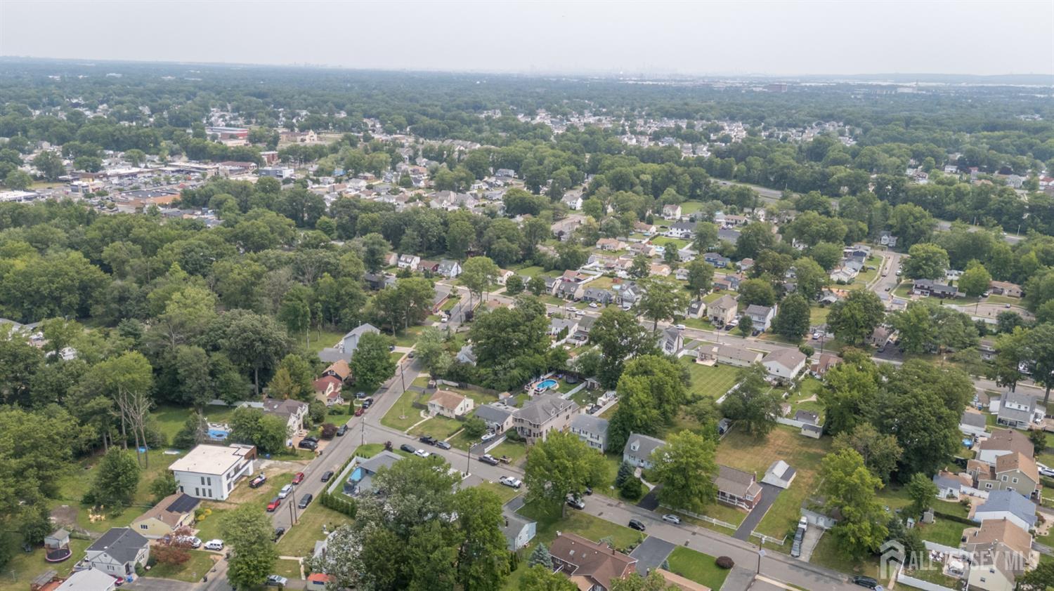 27 Fagan Place Colonia NJ 07067