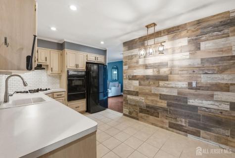 2339 Knapp Drive Rahway NJ 07065
