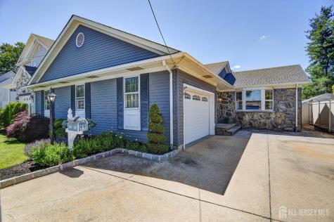 94 Mccutcheon Avenue Sayreville NJ 08872