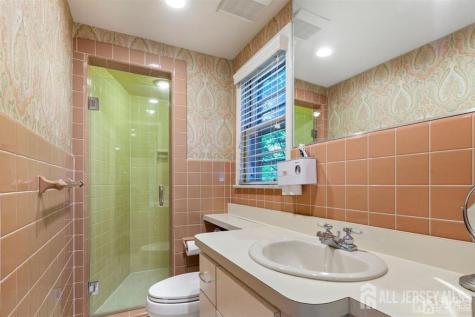 42 Harrow Drive Colonia NJ 07067