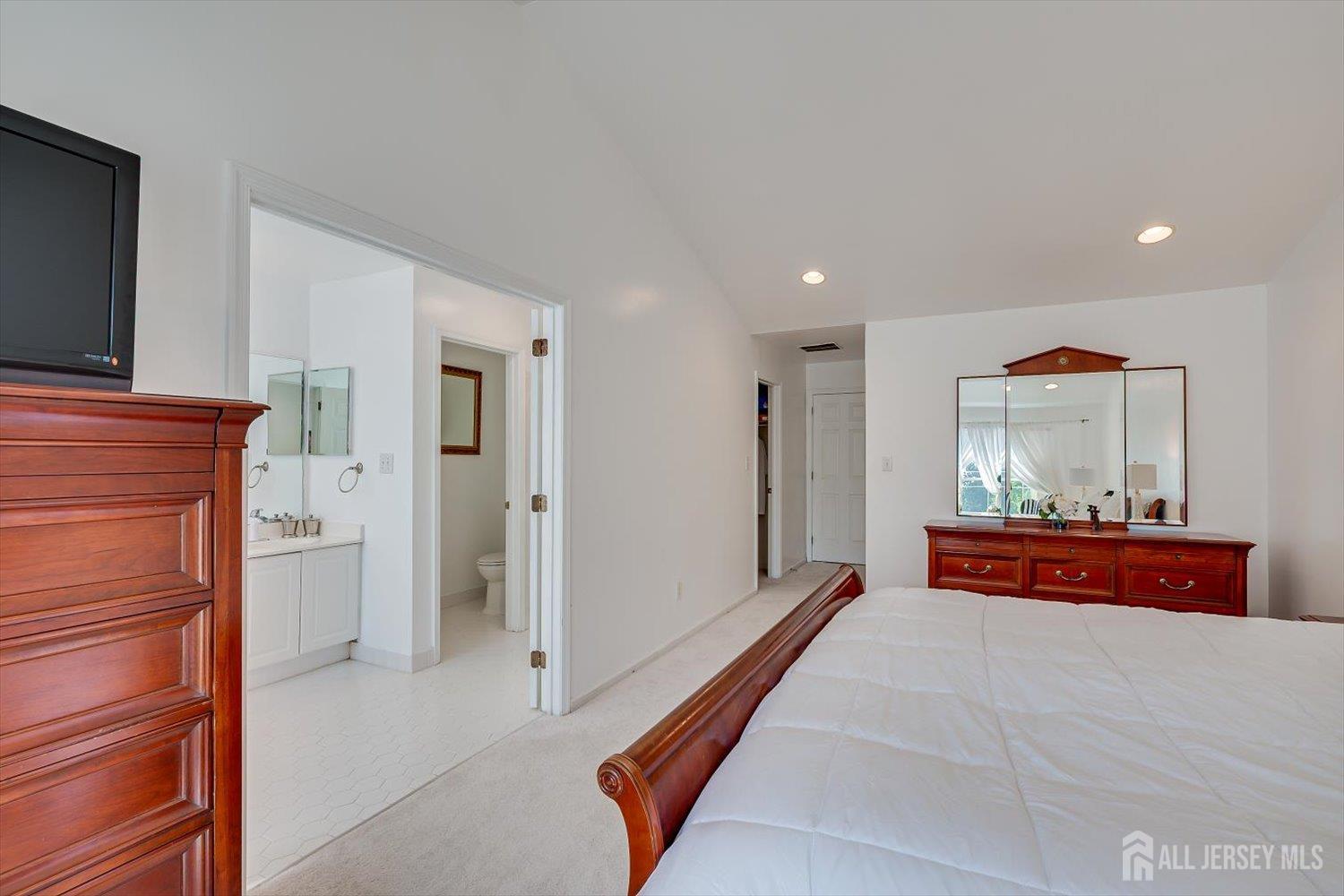 2 Devon Drive East Brunswick NJ 08816