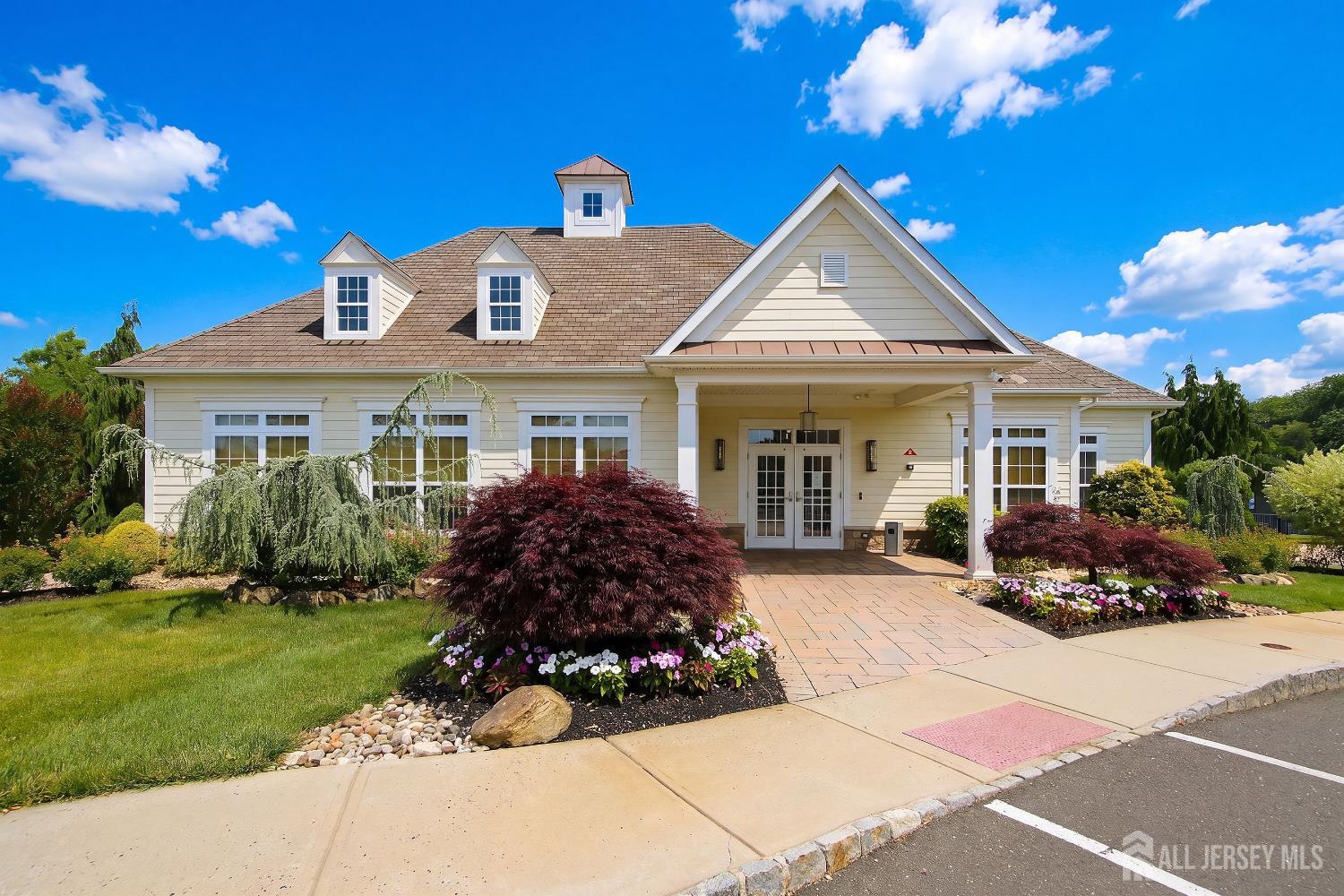23 Whistling Straits Drive Monroe NJ 08831
