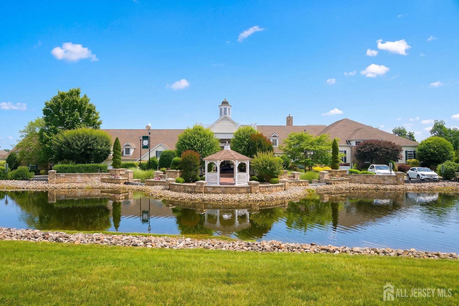 23 Whistling Straits Drive Monroe NJ 08831