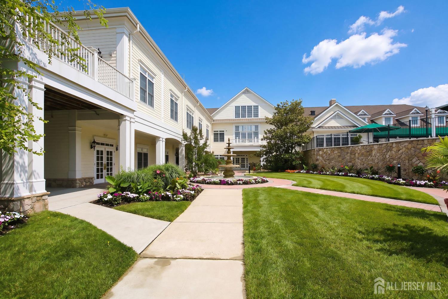 23 Whistling Straits Drive Monroe NJ 08831
