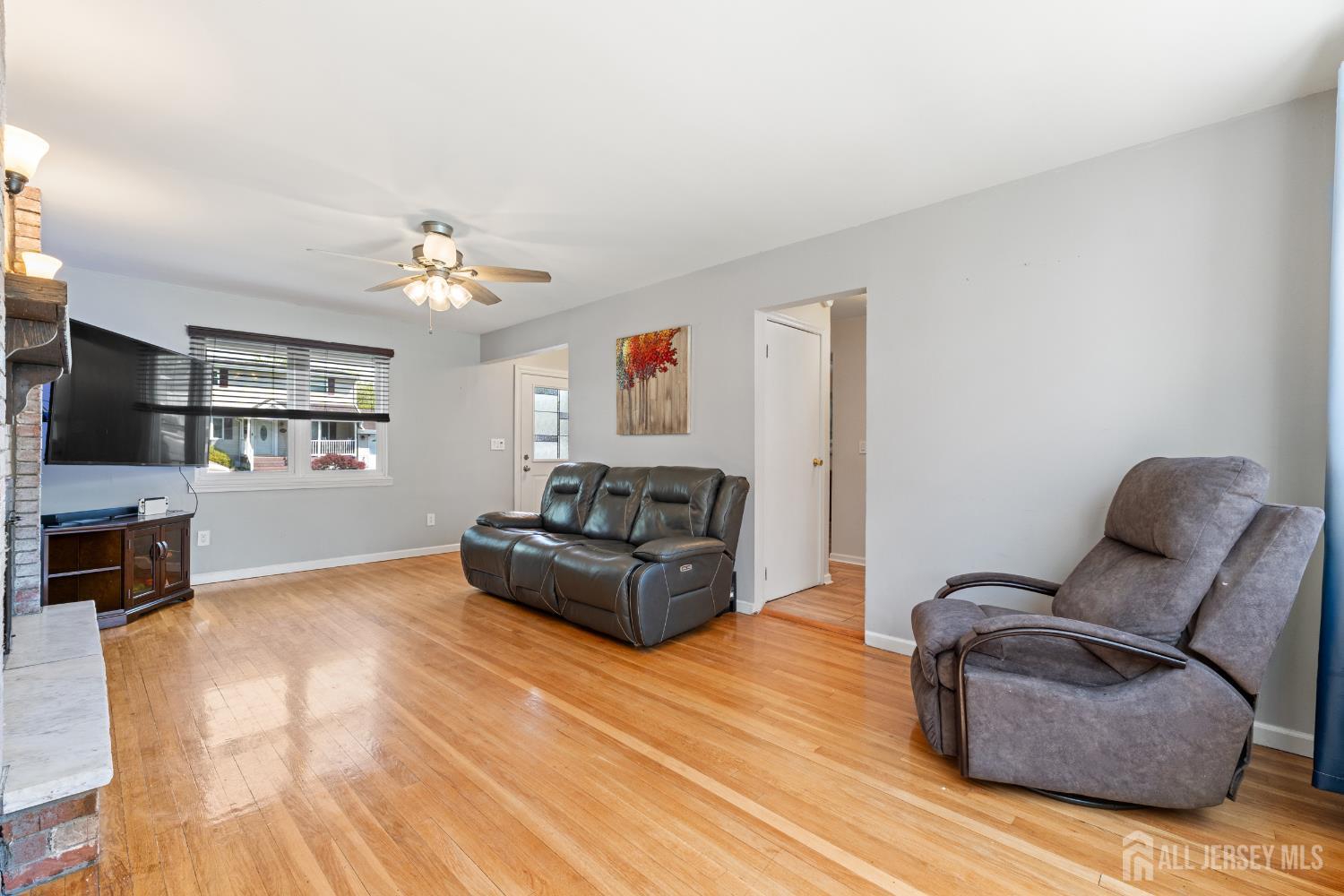 19 Tulip Drive Old Bridge NJ 08857