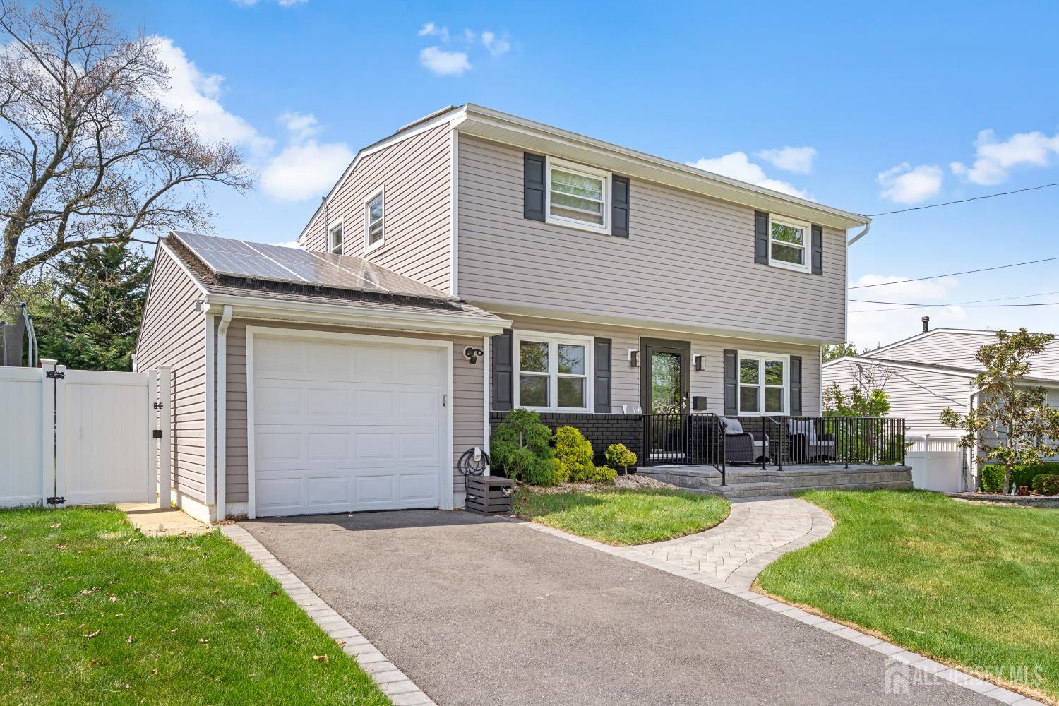 19 Tulip Drive Old Bridge NJ 08857