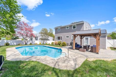 19 Tulip Drive Old Bridge NJ 08857