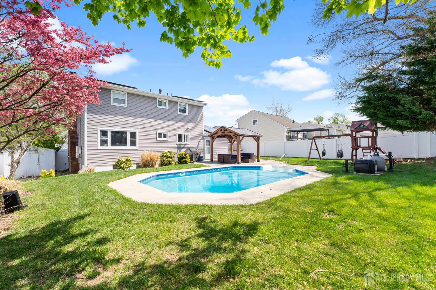 19 Tulip Drive Old Bridge NJ 08857