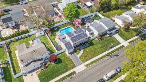 19 Tulip Drive Old Bridge NJ 08857