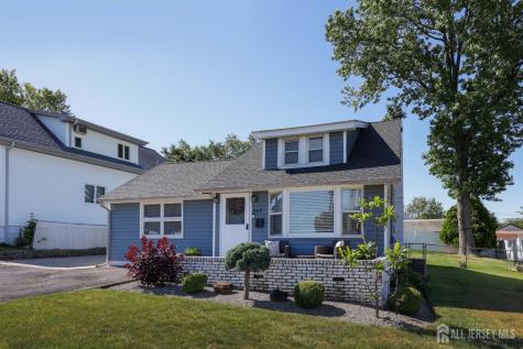 969 Woodcrest Drive Keyport NJ 07735