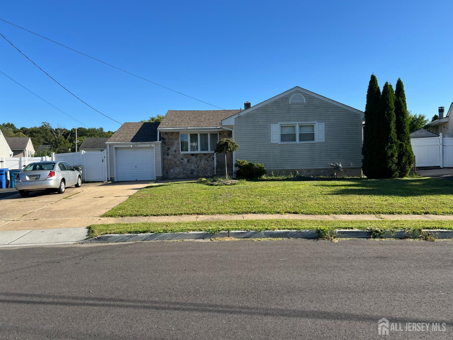 31 Mercer Road Old Bridge NJ 08857