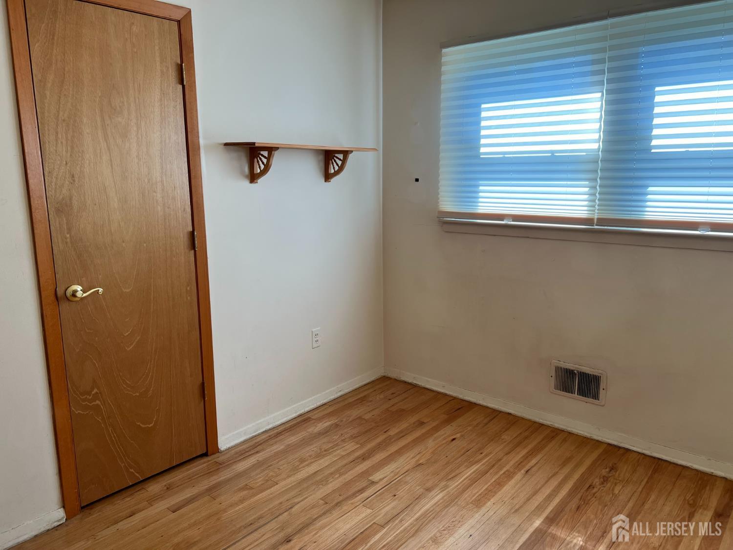 31 Mercer Road Old Bridge NJ 08857