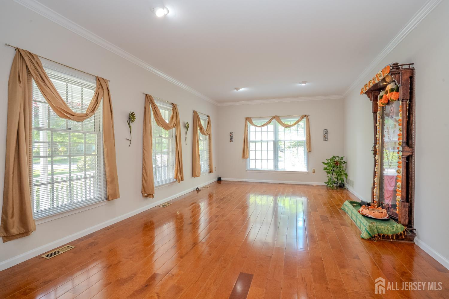 1 Bunting Court Plainsboro NJ 08536