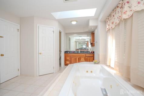 1 Bunting Court Plainsboro NJ 08536
