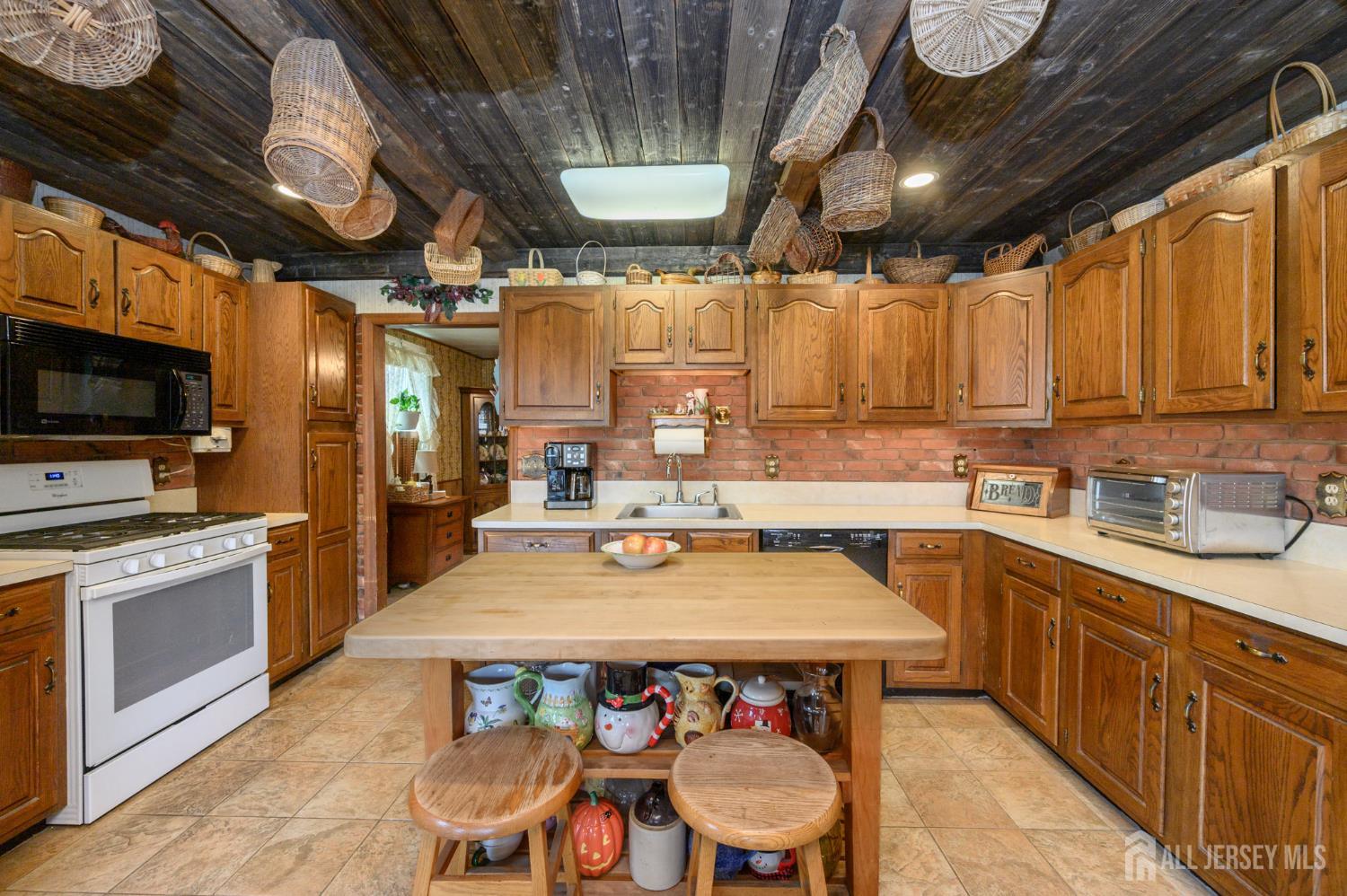 202 Grove Street North Plainfield NJ 07060