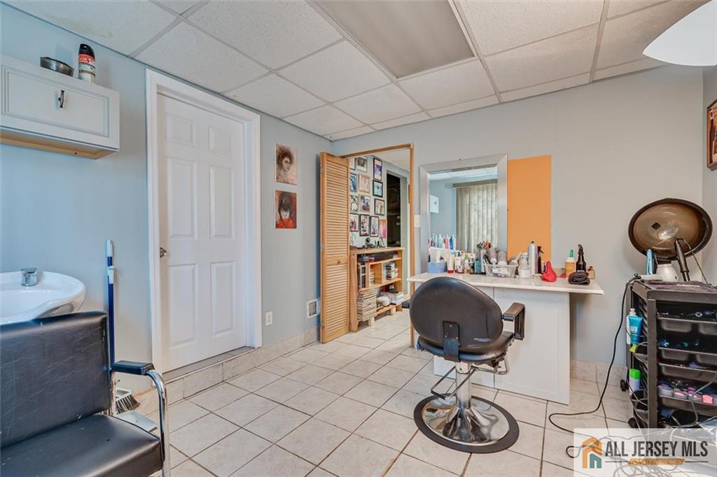 89 Whitman Street Carteret NJ 07008
